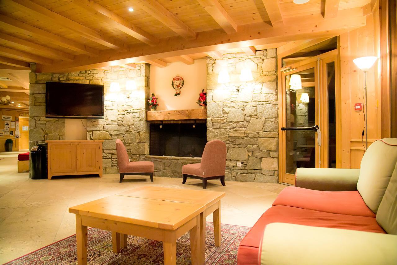 Skissim Select - Résidence Les Alpages de Val Cenis 4* by Travelski Les Champs  Extérieur photo
